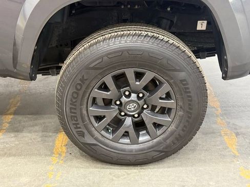 Used 2022 Toyota Tacoma SR5 image 35