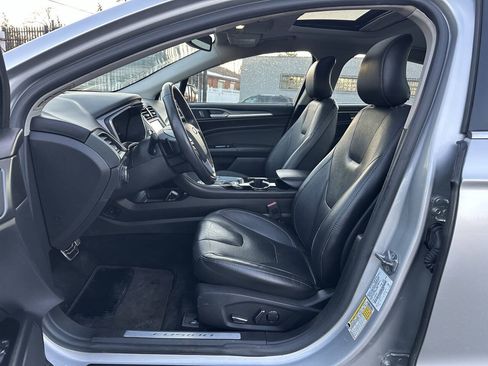 Used 2016 Ford Fusion Titanium FWD image 11