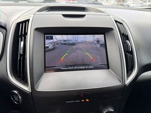 Used 2020 Ford Edge SEL image 23