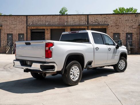Used 2020 Chevrolet Silverado 2500 LTZ w/ Z71 Off-Road Package AWD/4WD image 2