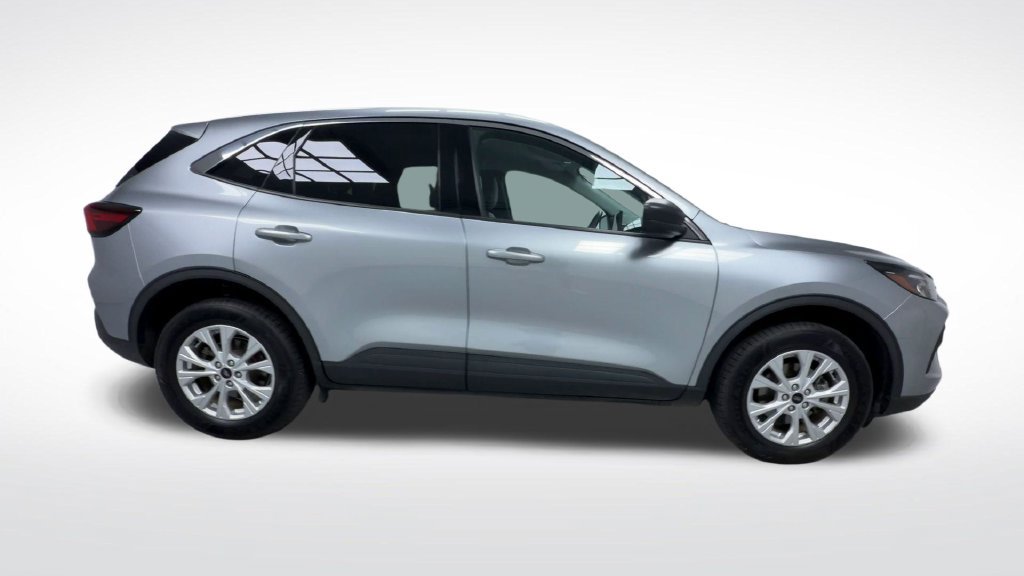 Used 2024 Ford Escape Active AWD/4WD image 9