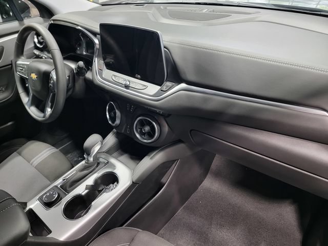 New 2026 Chevrolet Blazer LT w/ Midnight/Sport Edition AWD/4WD image 16