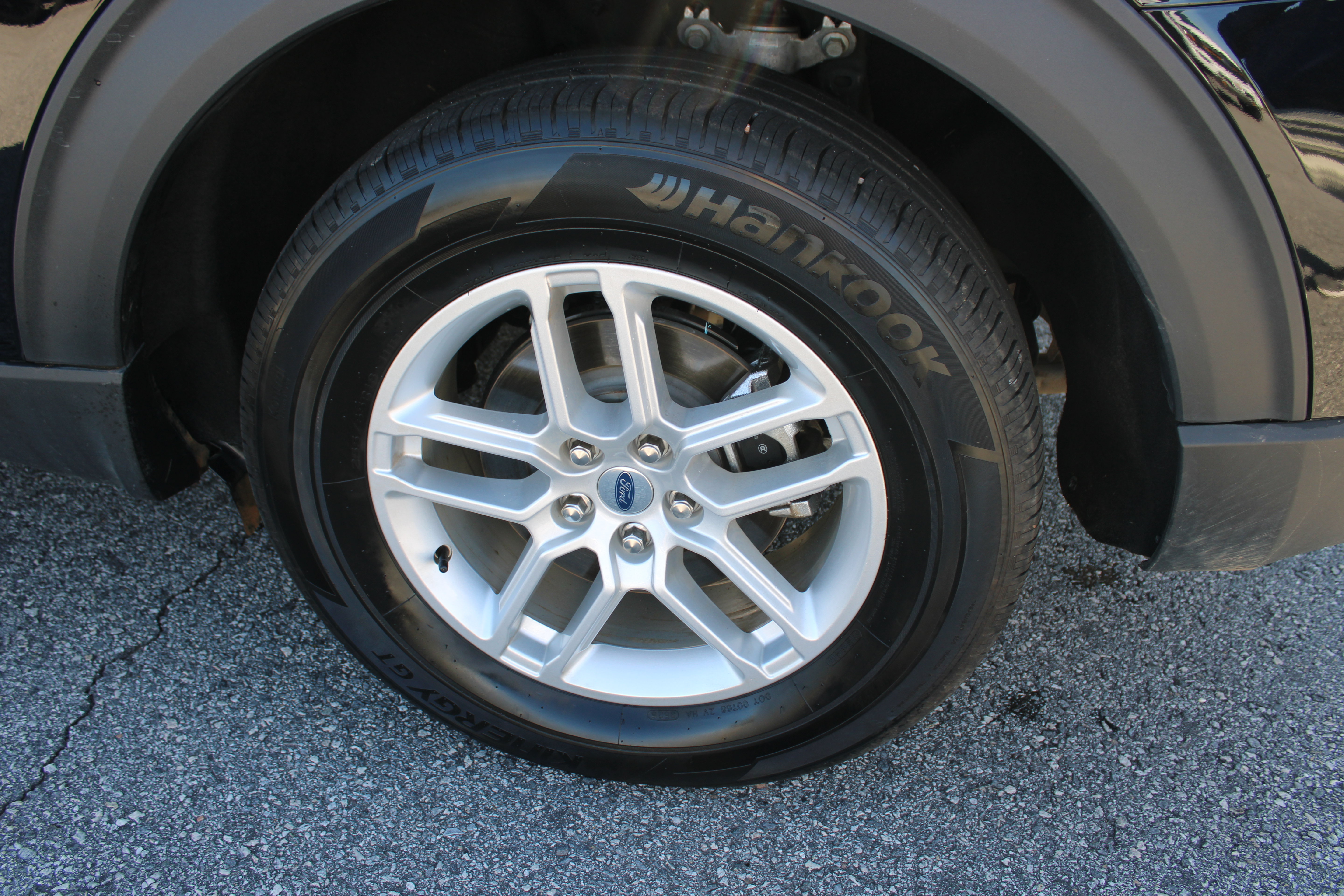 Used 2025 Ford Explorer Active RWD image 9