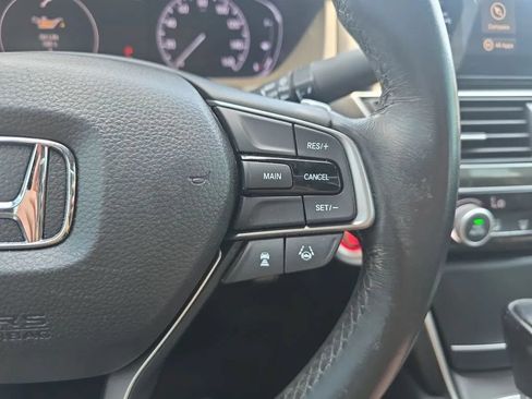 Used 2019 Honda Accord Sport image 19