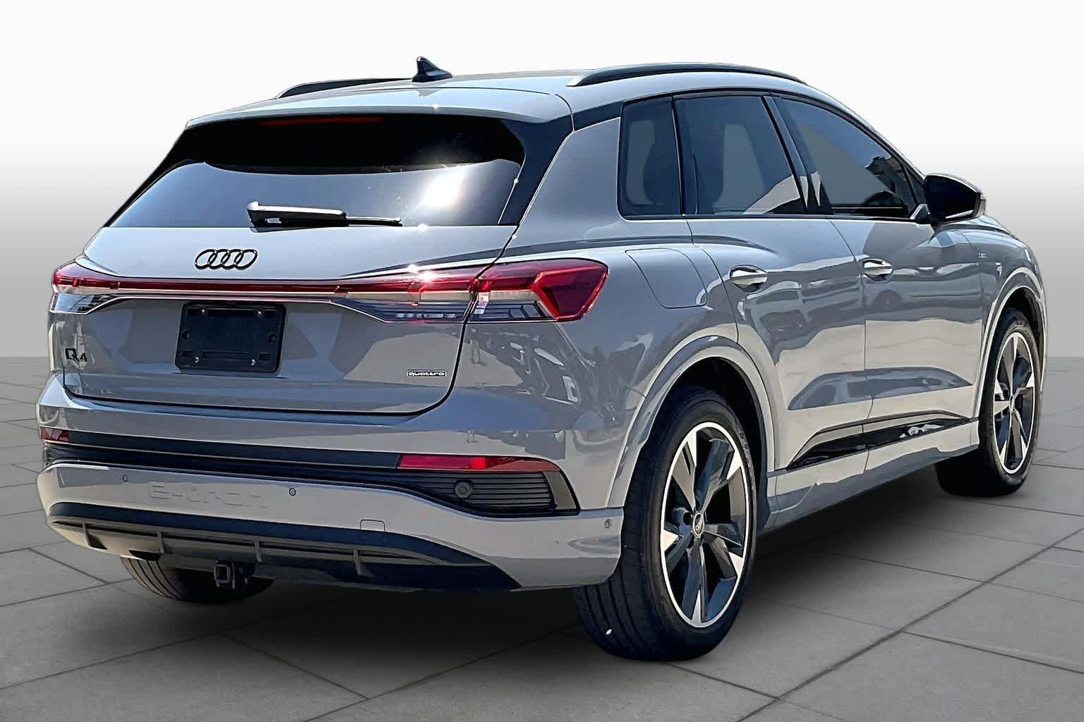 Used 2024 Audi Q4 e-tron Prestige w/ Black Optic Package AWD/4WD image 12