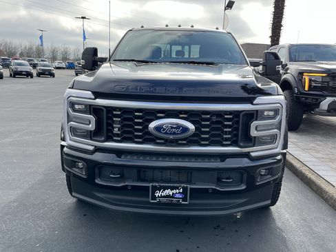 New 2026 Ford F450 Platinum w/ FX4 Off-Road Package image 5