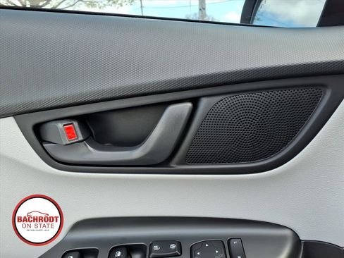 Used 2023 Hyundai Kona SEL FWD image 16