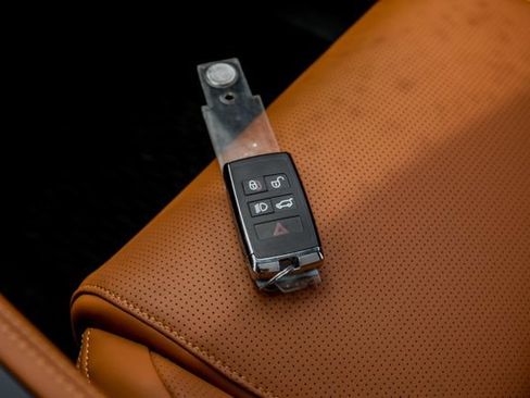 Used 2026 Jaguar F-PACE R-Dynamic S AWD/4WD image 68