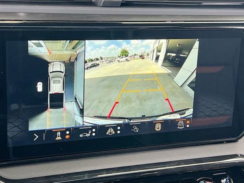 New 2026 GMC Sierra 1500 AT4 w/ AT4 Premium Package image 9