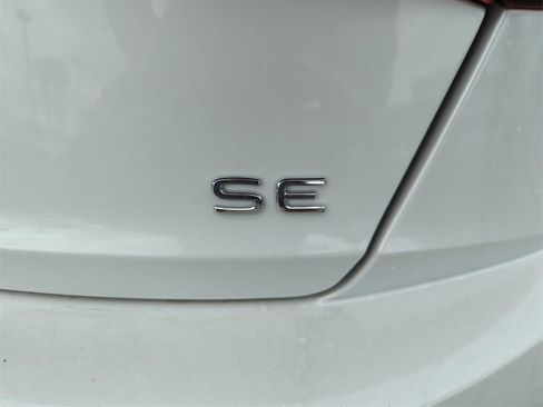 New 2025 Volkswagen Jetta SE image 17