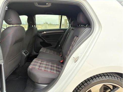 Used 2021 Volkswagen Golf 4-Door FWD image 10