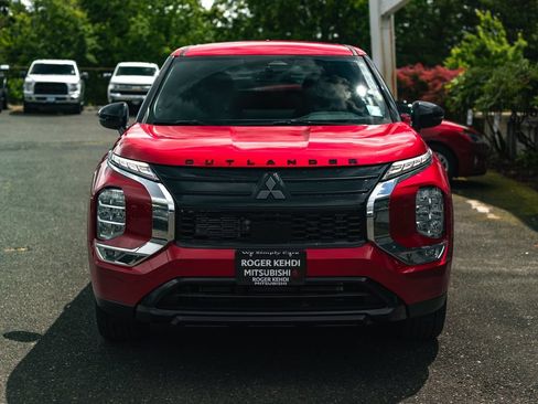 New 2026 Mitsubishi Outlander LE AWD/4WD image 5
