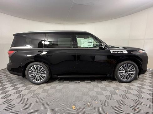 New 2026 INFINITI QX80 Luxe w/ Cargo Package image 2