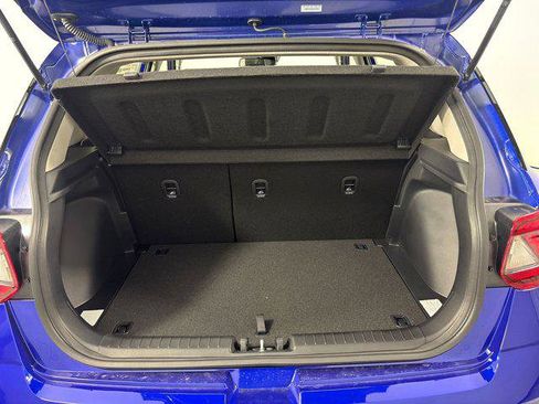 New 2025 Hyundai Venue Limited image 21