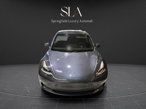 Used 2023 Tesla Model 3 Performance image 3