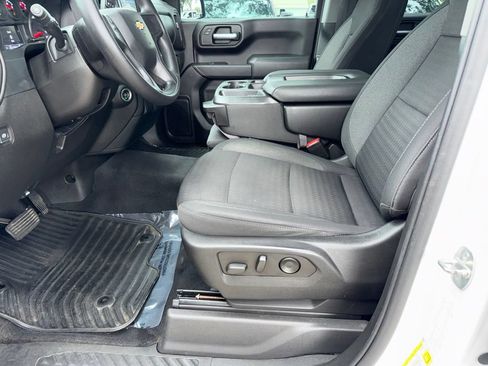 Used 2022 Chevrolet Silverado 1500 Custom AWD/4WD image 20