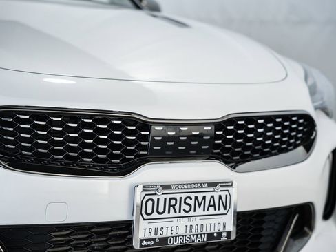 Used 2022 Kia Stinger GT1 image 11