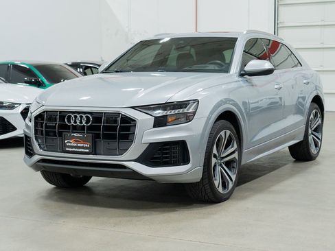 Used 2019 Audi Q8 Prestige w/ Towing Package image 3