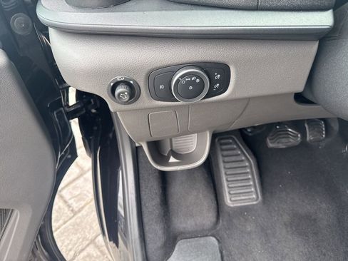 Used 2025 Ford Transit 350 XLT RWD image 24
