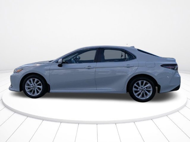 Used 2024 Toyota Camry LE w/ Convenience Package FWD image 6