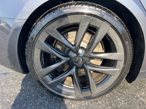 Used 2021 Tesla Model S Long Range AWD/4WD image 32