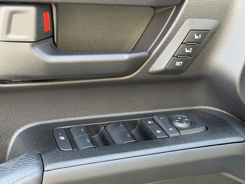 Used 2025 Toyota 4Runner TRD Sport Premium AWD/4WD image 21
