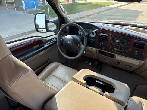 Used 2005 Ford F350 XL AWD/4WD image 22