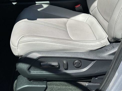 Used 2023 Honda Pilot EX-L image 17