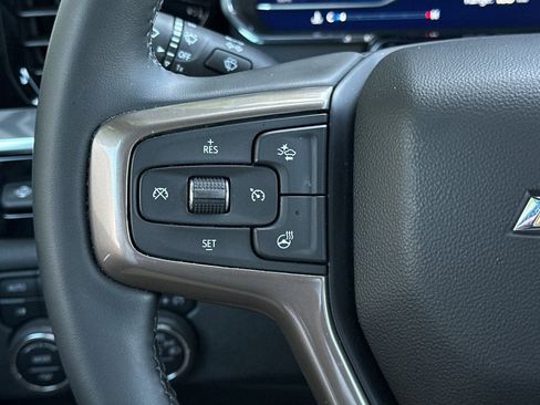 Used 2024 Chevrolet Silverado 2500 High Country w/ Technology Package AWD/4WD image 26