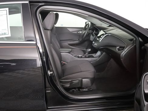 Used 2024 Chevrolet Malibu RS FWD image 25