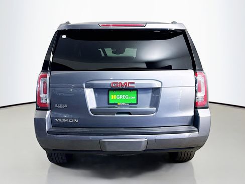 Used 2018 GMC Yukon SLT image 8