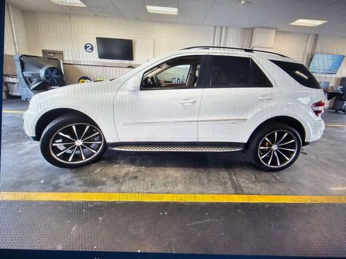 Used 2009 Mercedes-Benz ML 350 2WD image 3