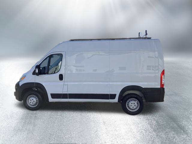 Used 2025 RAM ProMaster 2500 FWD image 2