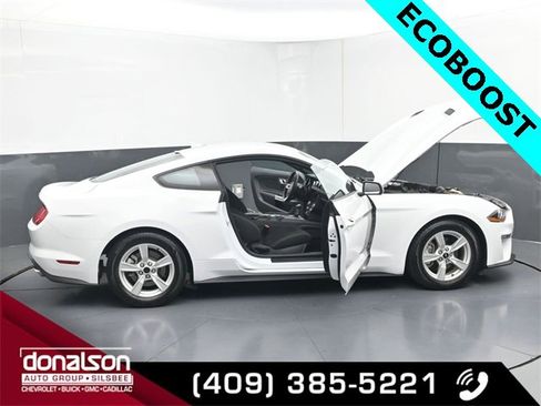 Used 2021 Ford Mustang Coupe image 18