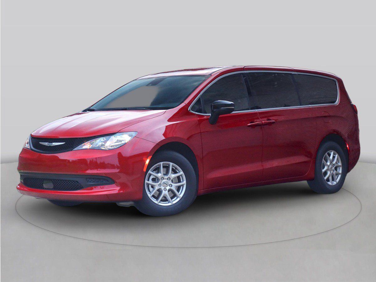Used 2025 Chrysler Voyager LX FWD image 1