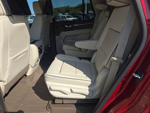 Used 2021 GMC Yukon Denali RWD image 24