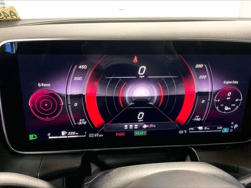 Used 2025 Mercedes-Benz GLC 350e 4MATIC image 21