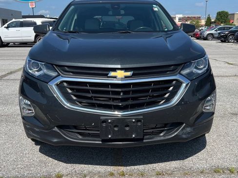 Used 2020 Chevrolet Equinox LT FWD image 2