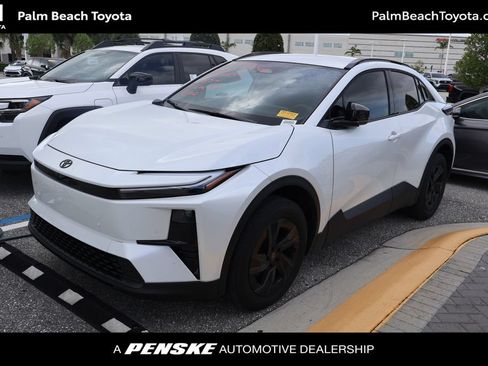Used 2026 Toyota C-HR AWD/4WD image 1