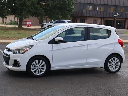Used 2018 Chevrolet Spark LT FWD image 10
