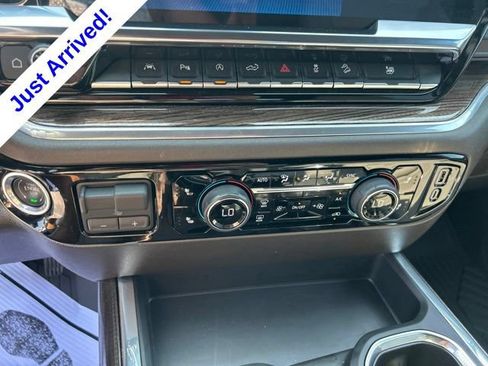 Used 2025 Chevrolet Silverado 1500 LT Trail Boss w/ LT Trail Boss Premium Package AWD/4WD image 25