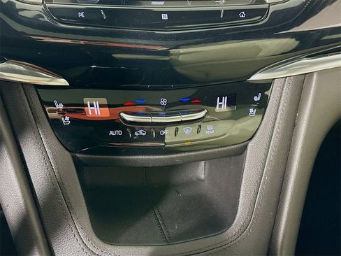 Used 2020 Cadillac XT6 Sport image 10