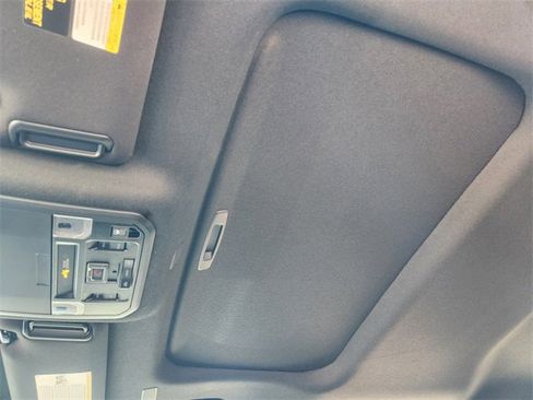 New 2025 Toyota 4Runner Limited image 17