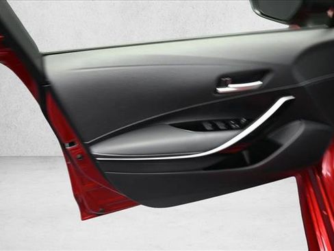 Used 2025 Toyota Corolla XSE FWD image 18