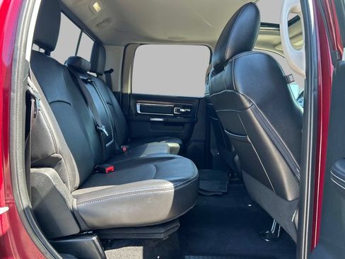 Used 2017 RAM 1500 Laramie AWD/4WD image 18