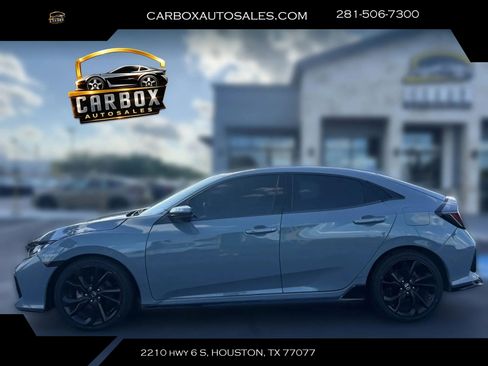 Used 2019 Honda Civic Sport image 2