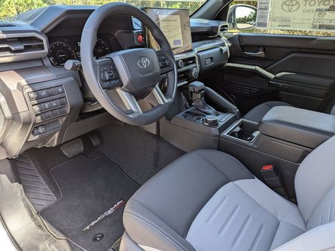New 2025 Toyota Tacoma TRD Off-Road AWD/4WD image 25