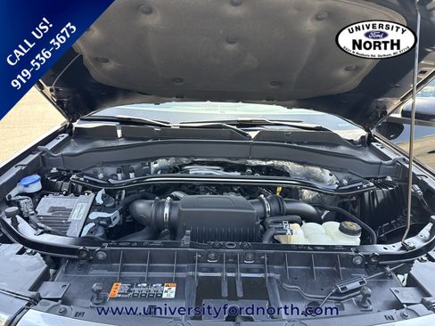 Used 2020 Ford Explorer Platinum w/ Premium Technology Package image 10