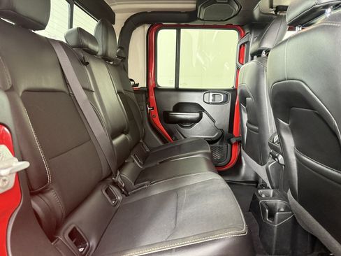 Used 2021 Jeep Gladiator Sport AWD/4WD image 13