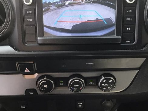 Used 2019 Toyota Tacoma SR RWD image 8